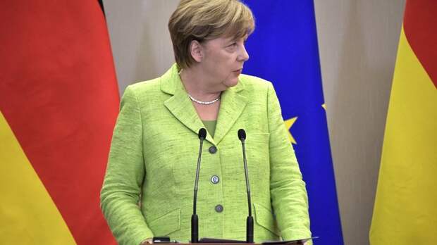 Четыре дня спустя Меркель наконец-то определилась с мнением о встрече Путина и Трампа