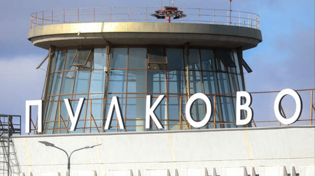 Superjet совершил аварийную посадку в аэропорту Пулково