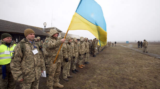 "Если Россия ослабнет": Киеву, заикнувшемуся о "силовом возврате" Донбасса, пригрозили "усмирением"