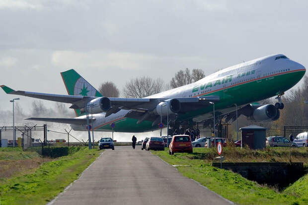Юбилей Боинг-747