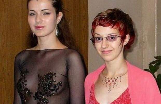 Страшная мода на выпускном. Одноклассники и учителя запомнят этих модниц на долго.