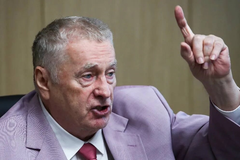 ЛДПР, партия клоунов и вождей! Но что, если главный клоун вдруг превращается в посредственного конферансье?-4