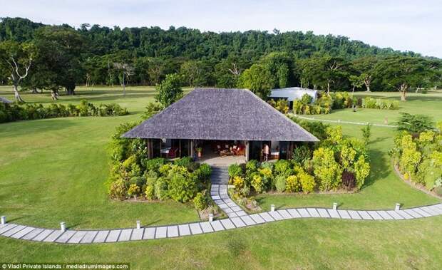 Все домики построены в течение последних трех лет ynews, остров, продается, продается остров, рай, райское место, тихий океан, тропический курорт