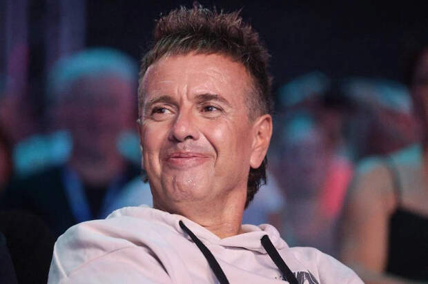 От сцены к новой жизни: как болезни, споры и пластика преобразили кумиров 90‑х