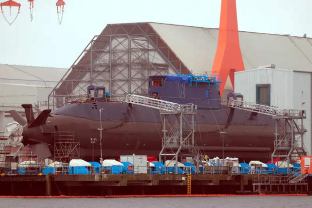 Naval News: Российские корабли, вероятно, собирают разведданные о новейшей израильской подлодке