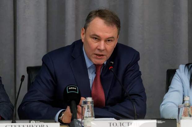 Петр Толстой: Материнский капитал необходимо индексировать с рождением второго ребенка. Фото Александр Чикин