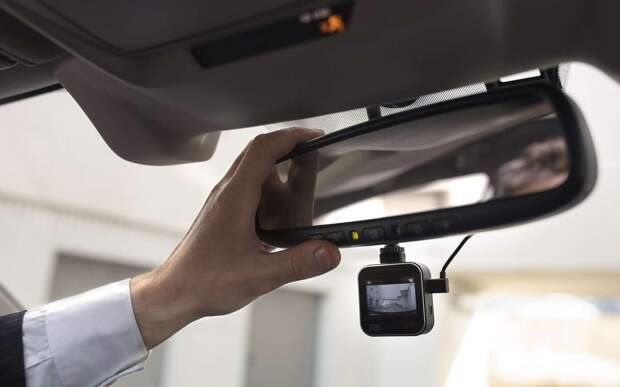 Незаменимый помощник на дороге: представлен новый крутой видеорегистратор