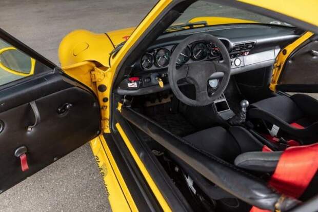 Ruf CTR2 Sport 1997 года, был самым мощным серийным автомобилем