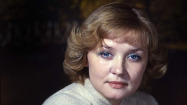 «Легенда сцены»: в Минкульте почтили память Веры Алентовой