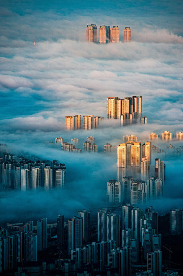 Город среди облаков, Южная Корея