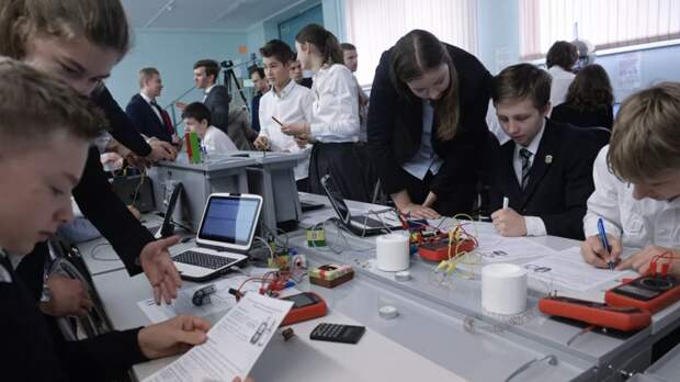Более трёх тысяч учеников стали участниками «Инженерного класса в московской школе»