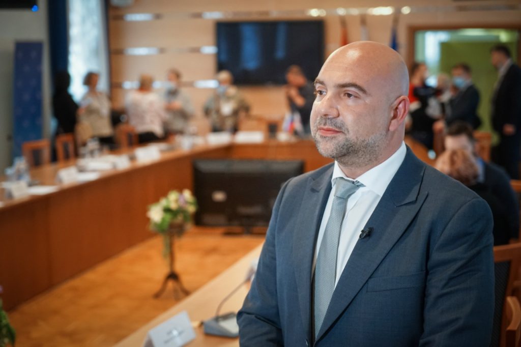Баженов оценил поручения президента РФ по борьбе с киберпреступностью