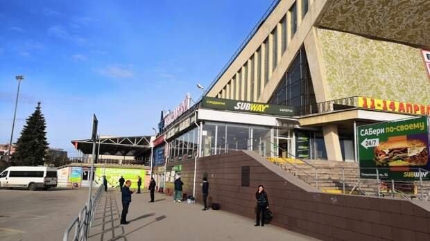 Власти рассказали, что уже сделано в сквере возле ДС "Юность" в Челябинске