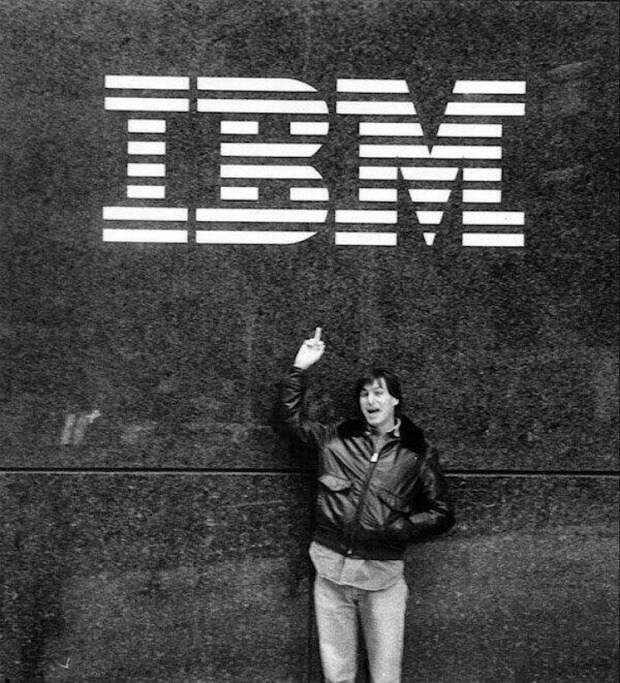 Стив Джобс показывает фак IBM, США, 1983 год