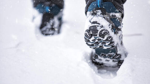 Врач Кондрахин: в сильные морозы важно позаботиться об обуви