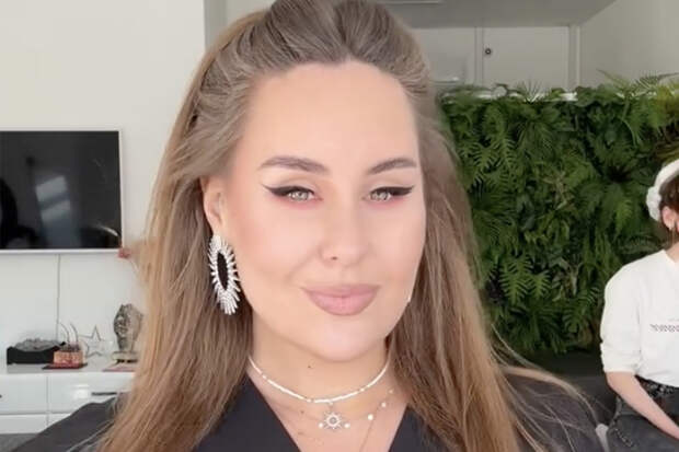 Клиентка потребовала 300 тысяч рублей компенсации у мастера перманента