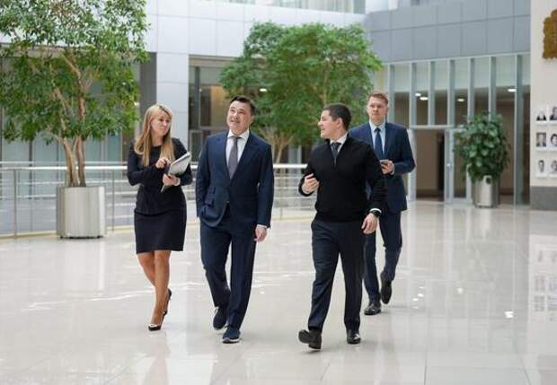 Делегация ЯНАО изучает подмосковный опыт цифровизации и работы с ИИ