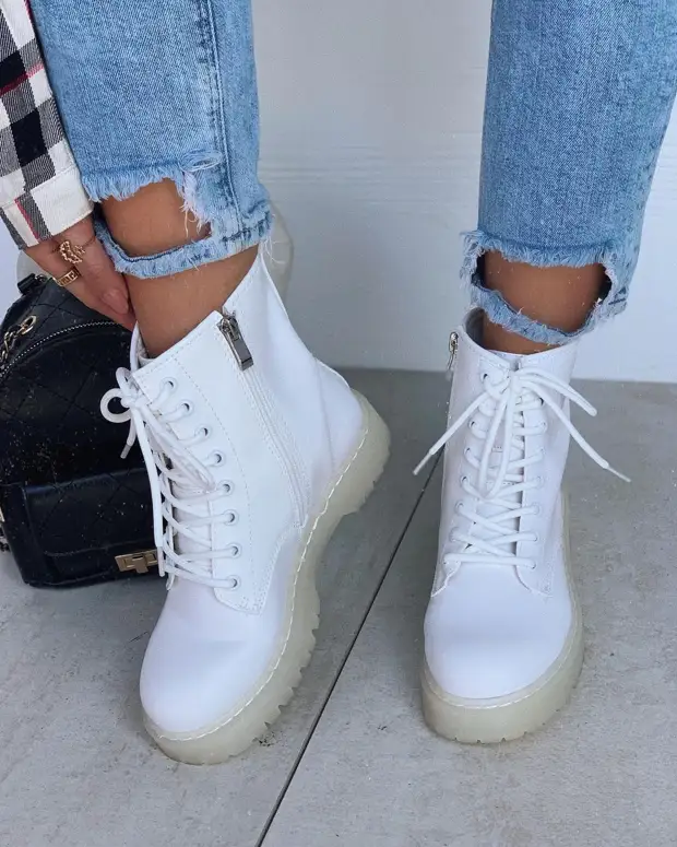 10 примеров с чем носить белые ботинки, чтобы тебя заметили