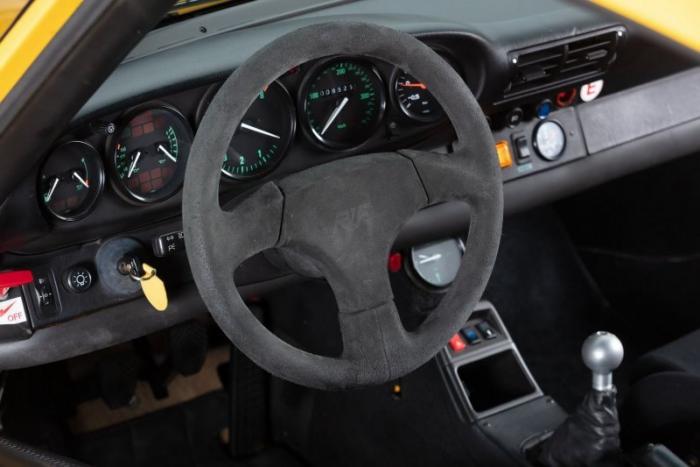 Ruf CTR2 Sport 1997 года, был самым мощным серийным автомобилем
