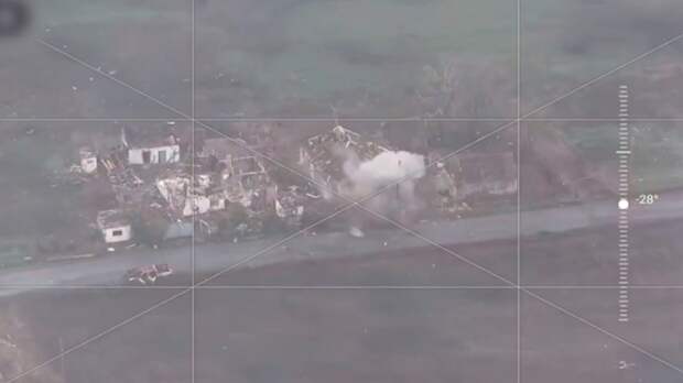 Беспилотники ударили по объектам ВСУ в Гришино под Красноармейском