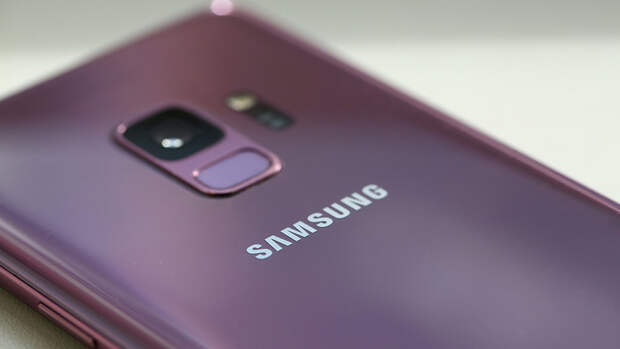 Смиритесь. Три отличных смартфона Samsung оставят без Android 10