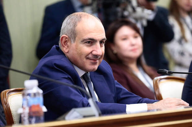 "Sputnik Армения": Пашинян допустил передачу армянских железных дорог Казахстану