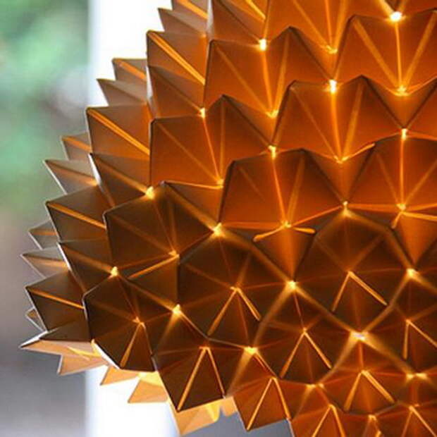 origami-inspired-design-lightings2-dragontail-by-luisa-robinson5.jpg