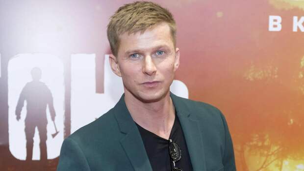 Роман Курцын рассказал про свою бурную жизнь в школьные годы: «Все девчонки были мои»