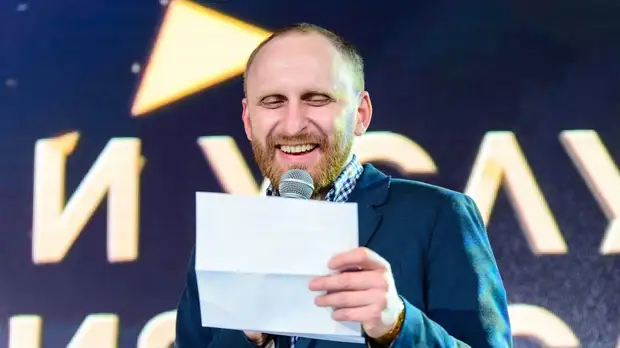 Гордеев: российские болельщики любят футбол так сильно, что ругают и ненавидят