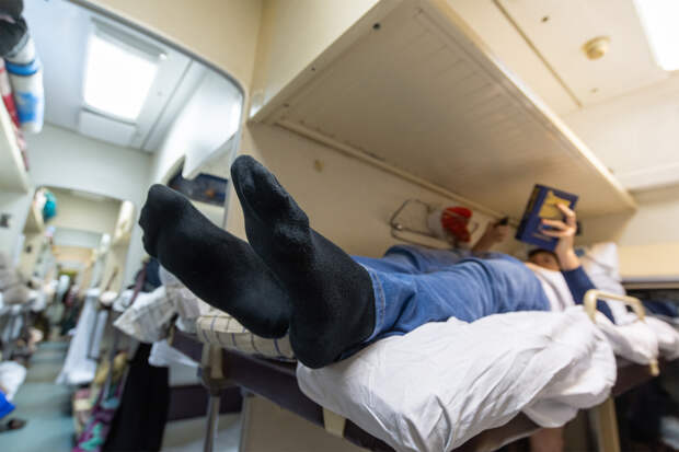 Тревел-блогерша посоветовала россиянам не переодеваться в поезде