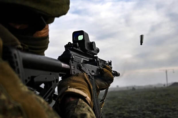 Российские военные охватывают с двух сторон Василевку под Добропольем