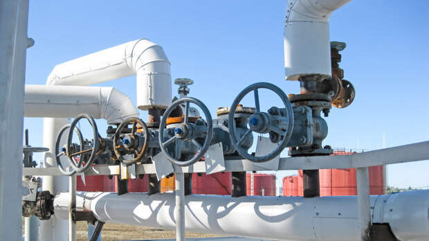 Сийярто: запасов нефти Венгрии хватит более чем на три месяца