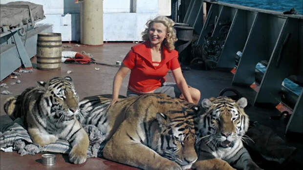 От триумфа до нищеты и забвения: Как сложилась трагическая судьба звезды "Полосатого рейса" Маргариты Назаровой