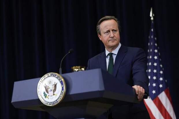 Кэмерон считает неправильным, чтобы солдаты НАТО убивали российских военных