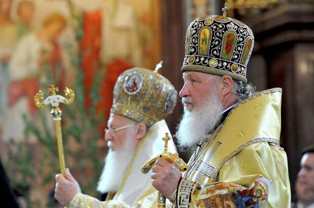 Патриархи Кирилл и Варфоломей во время совместной службы.png Патриархи Кирилл и Варфоломей во время совместной службы.png
