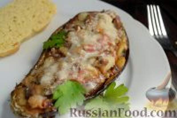 Фото к рецепту: Запеченные баклажаны с мясом, по-итальянски