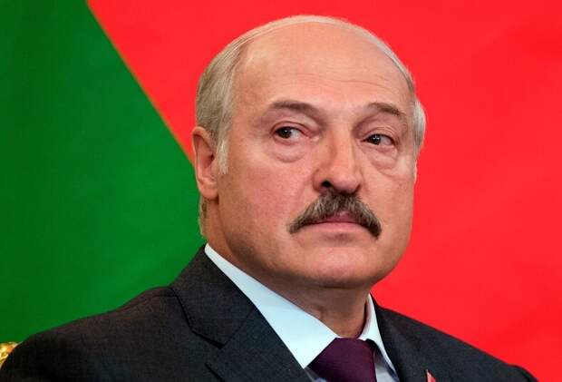Как считает Лукашенко, в Белоруссии живут самые счастливые люди, потому что у них "самый лучший президент"