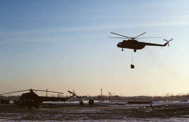 Под Новороссийском разбился вертолет, а в Карелии маршрутка улетела в кювет