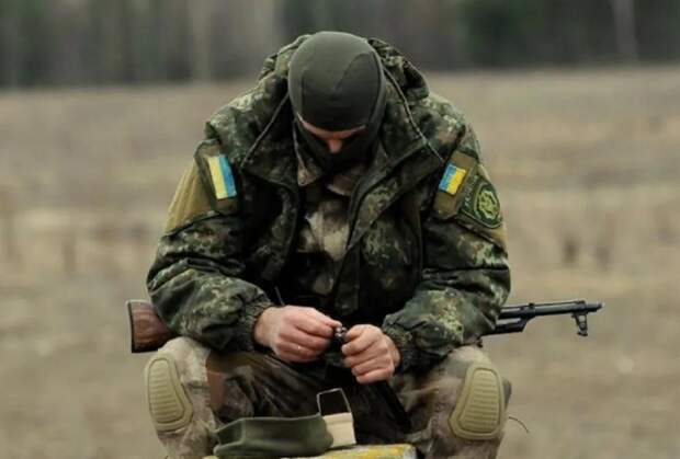 Военный ВСУ в Донбассе Украинский военный Донбасс