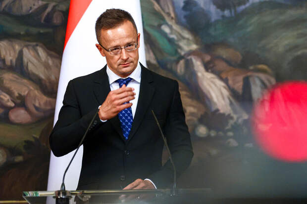 Сийярто: Венгрия поддерживает план Китая по урегулированию конфликта на Украине