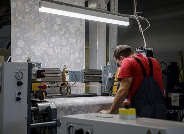 Производитель обоев присоединился к проекту Производительность труда