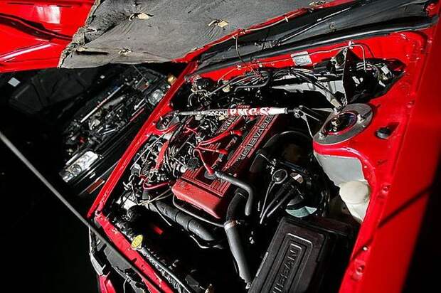 Эволюция Nissan Skyline (26 фото + видео) Эволюция Nissan Skyline (26 фото + видео)