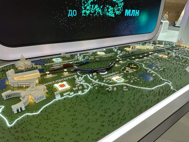 В Петербурге сносят здание на Лиговском ради ВСМ