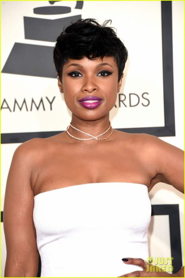 jennifer-hudson-white-grammys-2015-04