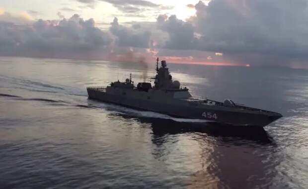 Российские АПЛ «Казань» и фрегат «Адмирал Горшков» начали учения в Атлантическом