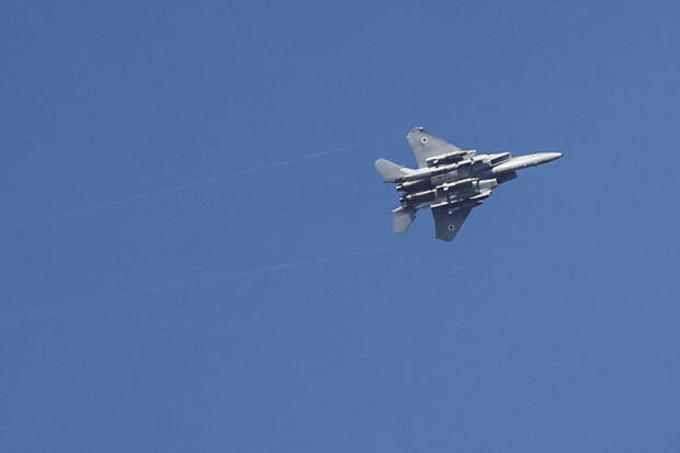 РИА: израильская авиация нанесла удар по мосту через реку Литани в Ливане