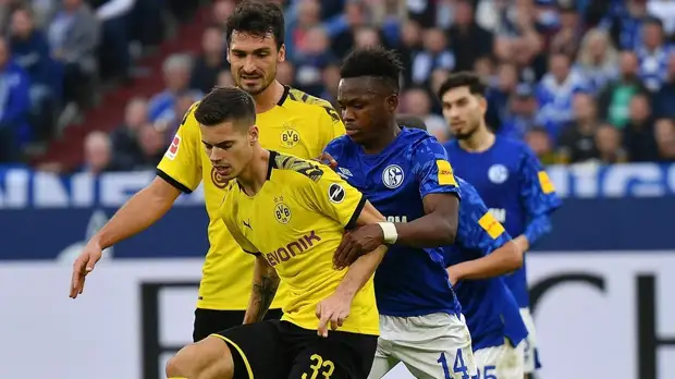 Дортмундская «Боруссия» и «Шальке» не забили друг другу в матче Бундеслиги