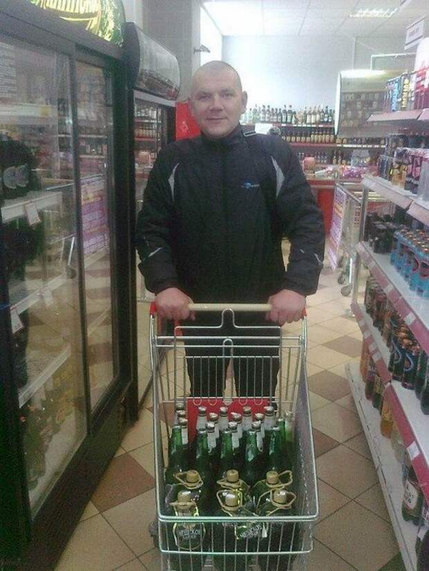дно. знакомое место для ебасосов у которых циферки после погремух..70, II, 3333 и прочие гужопы..