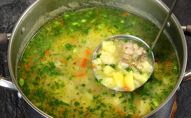 Варим простой летний суп, который никогда не надоест. Кастрюли хватит на неделю