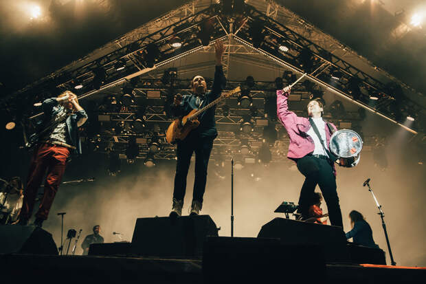 Выступление группы Arcade Fire на «Пикнике “Афиши”», 2018 год